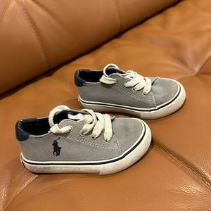 POLO Ralph Lauren. Toddler size USA 6. Dark grey.